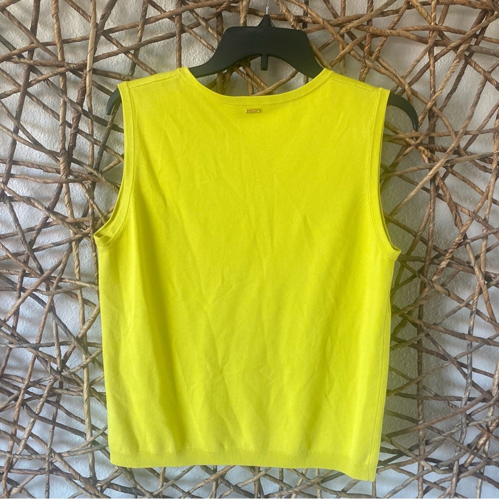 St. John Bright Yellow Sleeveless Vest Top L Xclnt - Picture 2 of 4